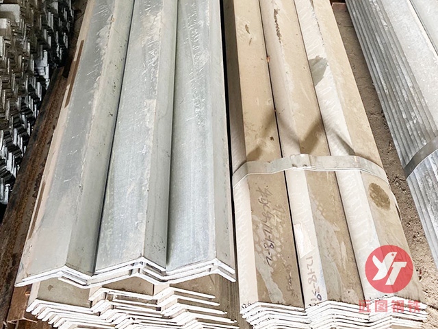 鍍鋅不等邊角鋼